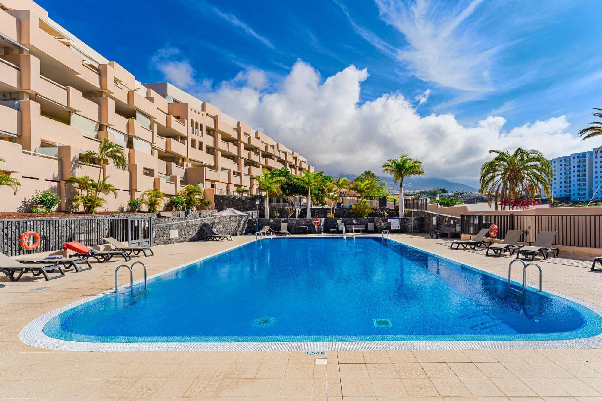 Cozy Apartment In Playa Paraiso Costa Adeje  Ngoại thất bức ảnh